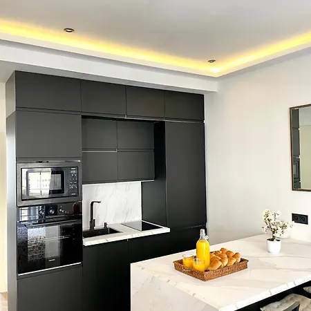 2 Pièces Avec Balcon Appartement *