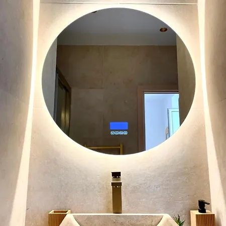 Appartement 2 Pièces Avec Balcon Nice