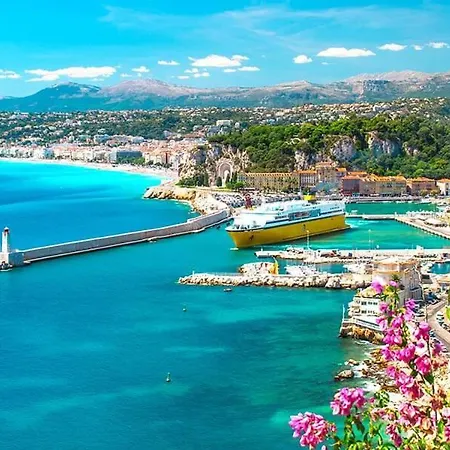 아파트 2 Pieces Avec Balcon 니스