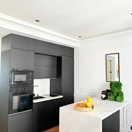 2 Pieces Avec Balcon Apartment *