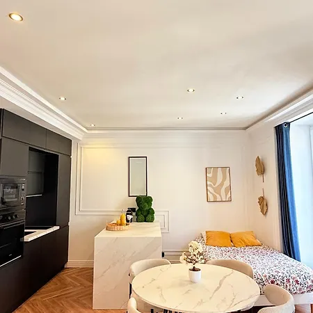 Apartment 2 Pieces Avec Balcon Nice